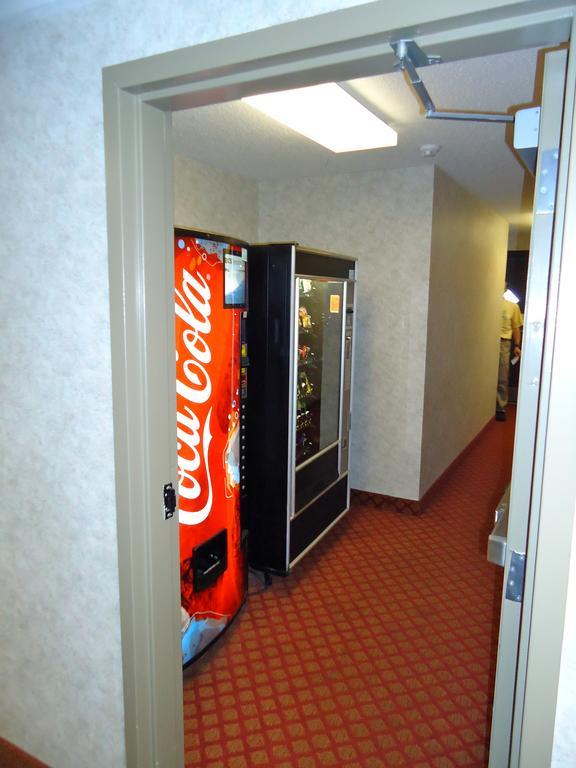 Super 8 By Wyndham Niagara Falls Eksteriør bilde